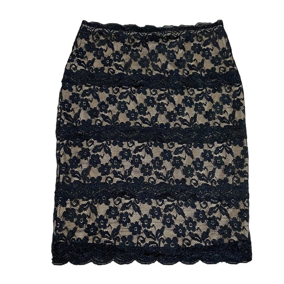 XXI Forever Floral Lace Overlay Pencil Skirt Sexy Nude Lined Black Women's Small - Picture 1 of 6